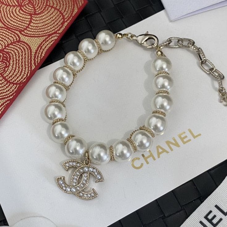 18K Pearls  Chanel Bracelet