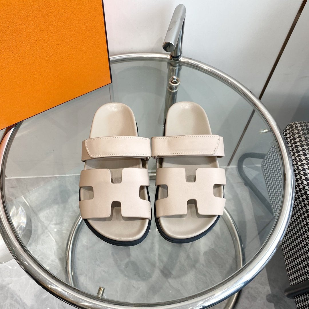 HERMES Chypre Sandal Beige Mastic Calfskin Leather