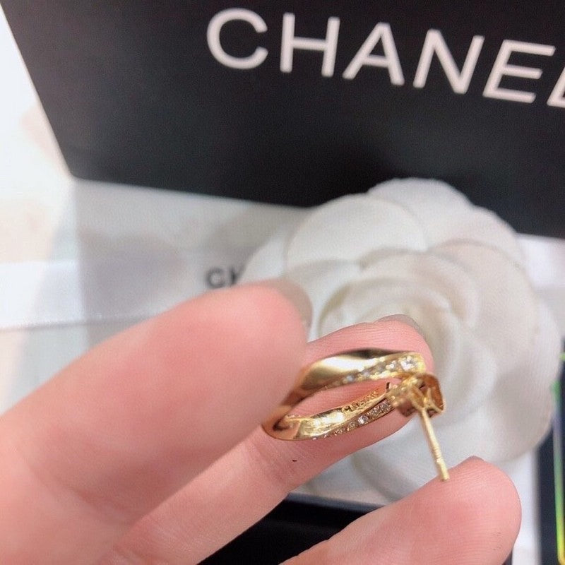 18K  Chanel Half Cirle Diamond Earrings