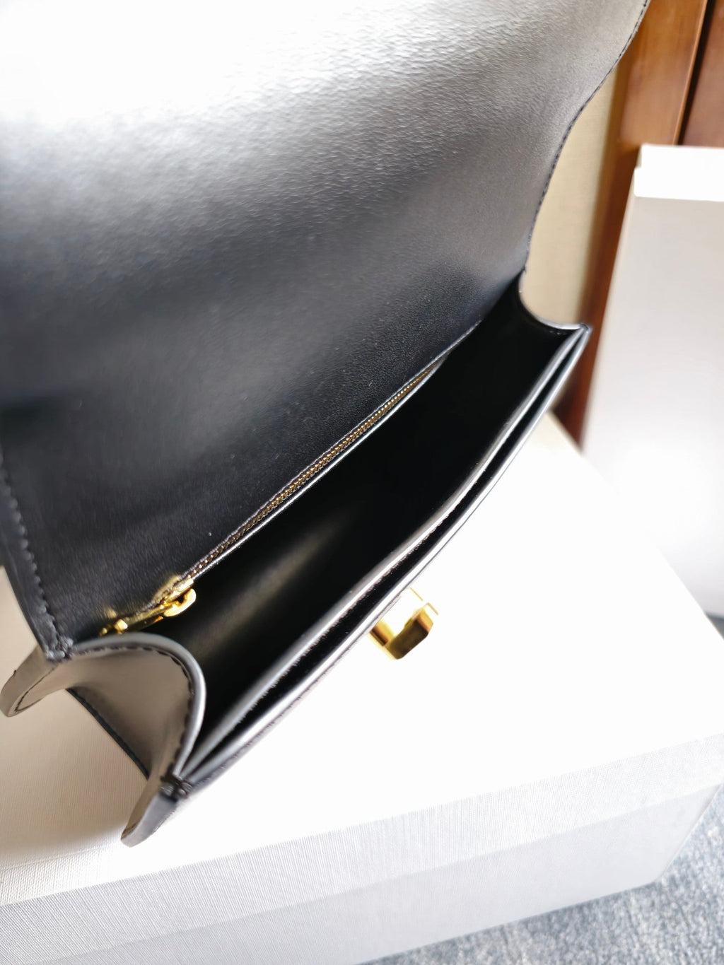 CELINE JOSEPHINE BAG 18.5 IN BLACK PATENT CALFSKIN