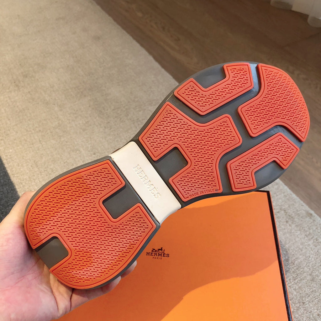 HERMES HEROS SNEAKER IN WHITE BREATHABLE MESH FABRIC AND BROWN CALFSKIN