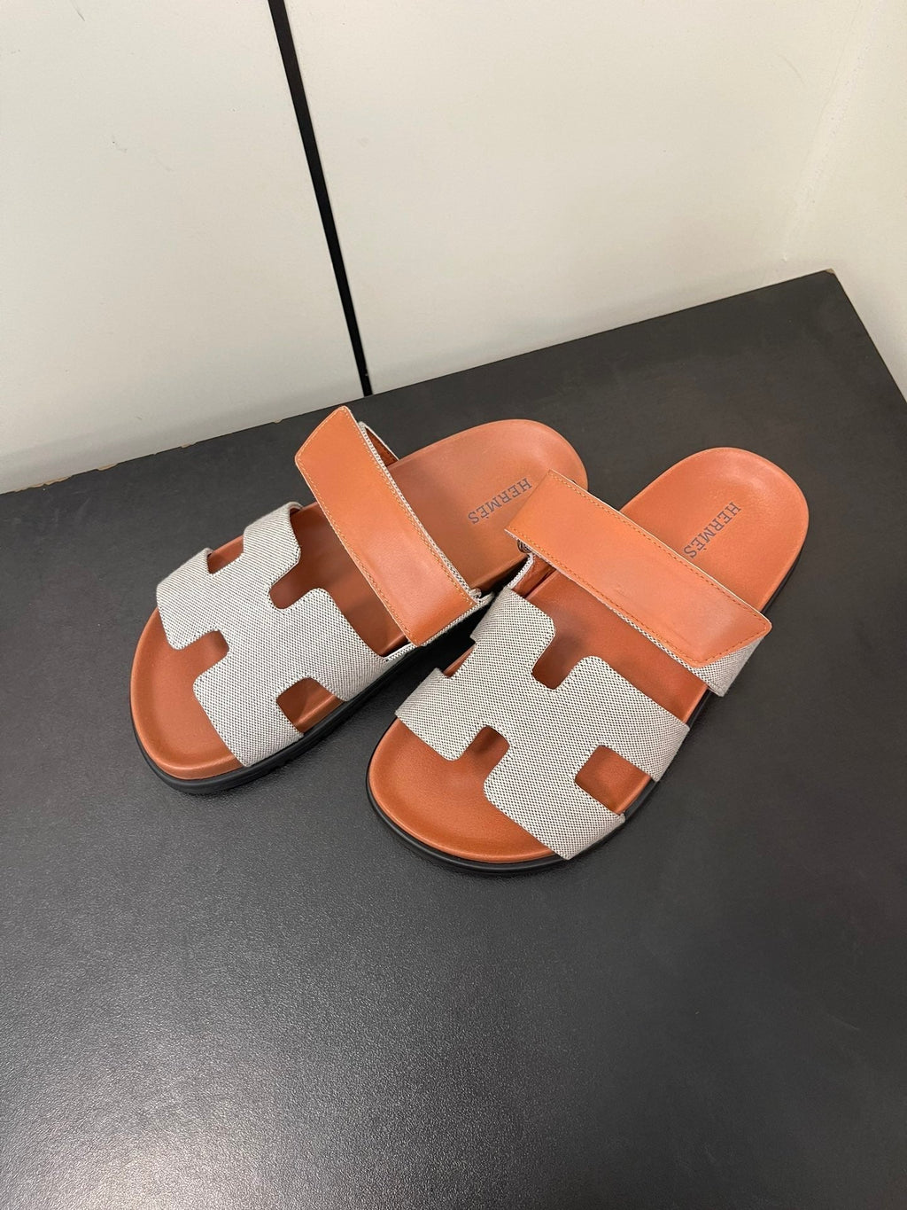 HERMES CHYPRE SANDAL ORANGE MIX CREAM CALFSKIN
